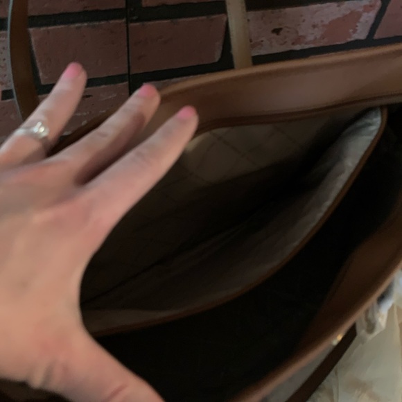 MICHAEL KORS DOUBLE ZIP WRISTLET JETSET IN BROWN/ACORN. TECH WALLET NEW W/TAGS - Picture 12 of 14